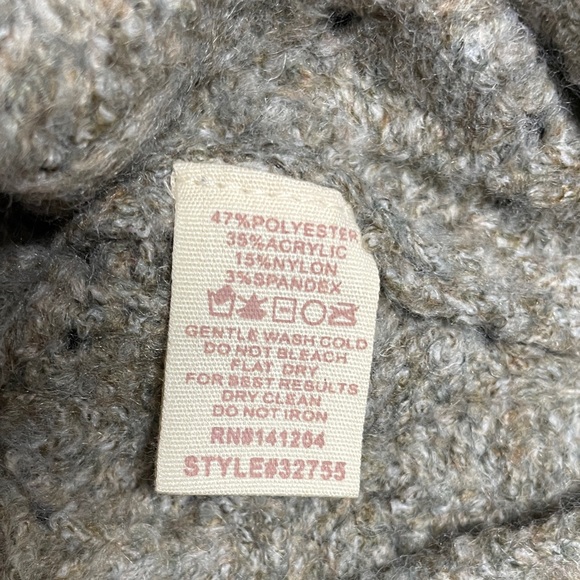 Hem and Thread Gray Textured Knit Sweater Vest NWT - Picture 11 of 11